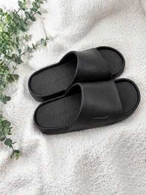 Nike Calm Slides Black Mens Size 9 Shower Sandals Minimalist